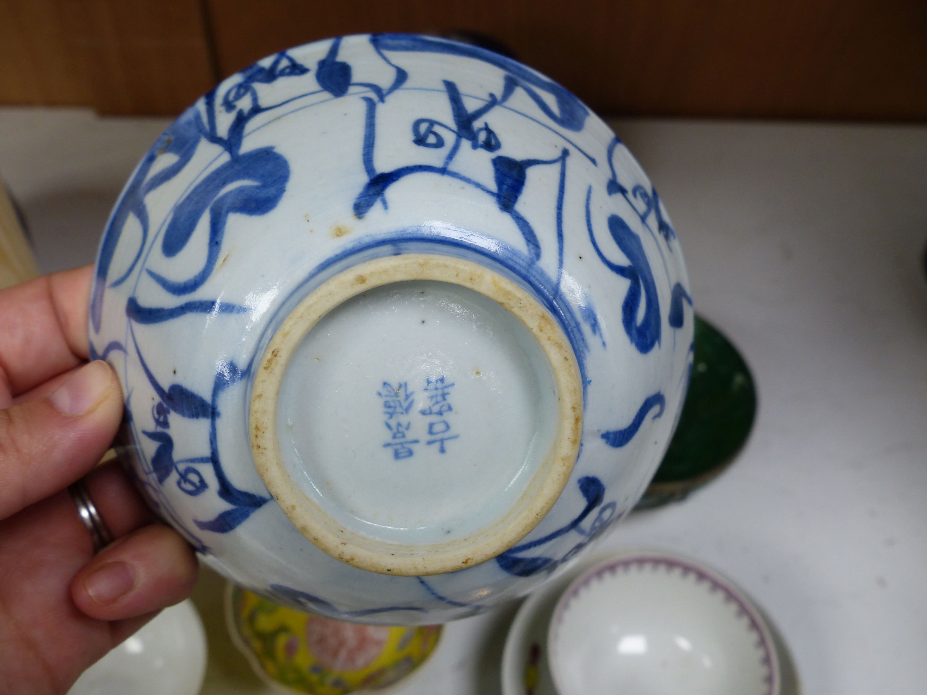 A quantity of mixed Chinese porcelain etc